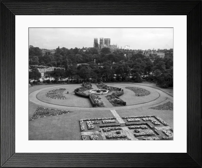 Framed Print : York Minster is a Gothic cathedral in York, England and is one of the largest of its
