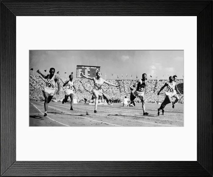 Framed Print : Harrison Dillard crossing the finishing line in the 1948 London Olympic Games 100 metre