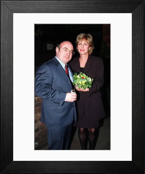 Framed Print : Bob Hoskins actor with his wife arrive for Michael Winners birthday party Framed Print : Bob Hoskins actor with his wife arrive for Michael Winners birthday party