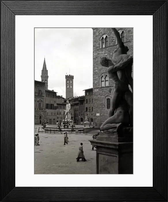 Framed Print : Sigororias Square, Florence, Italy circa 1960 Framed Print : Sigororias Square, Florence, Italy circa 1960