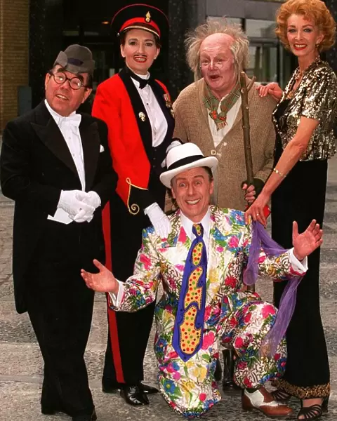 Ronnie Corbett John Inman Martie Caine and Mike Yarwood actor actress