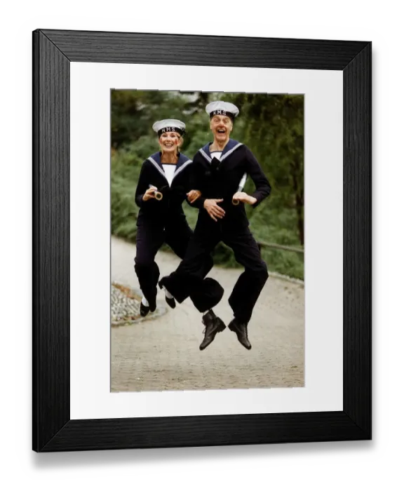 Framed Print : Susan Hampshire Actress With Fellow Actor Edward Petherbridge On Tour In Framed Print : Susan Hampshire Actress With Fellow Actor Edward Petherbridge On Tour In