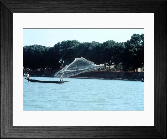 : Mali Fisherman on the Niger River casting their nets circa 1993 : Mali Fisherman on the Niger River casting their nets circa 1993