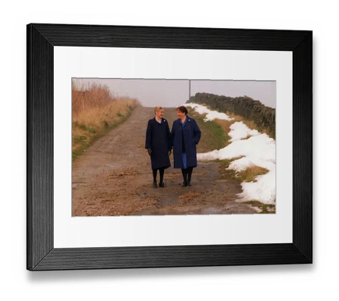 Framed Print : Sarah Lancashire Actress with co star Pam Ferris