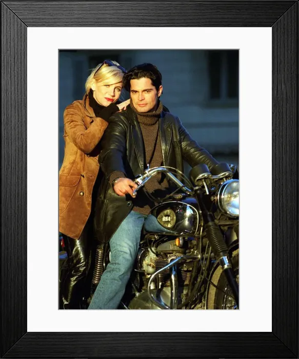 Framed Print : Michelle Collins Actress with boyfriend Fabrizio Tassillini on a Motorcycle Framed Print : Michelle Collins Actress with boyfriend Fabrizio Tassillini on a Motorcycle