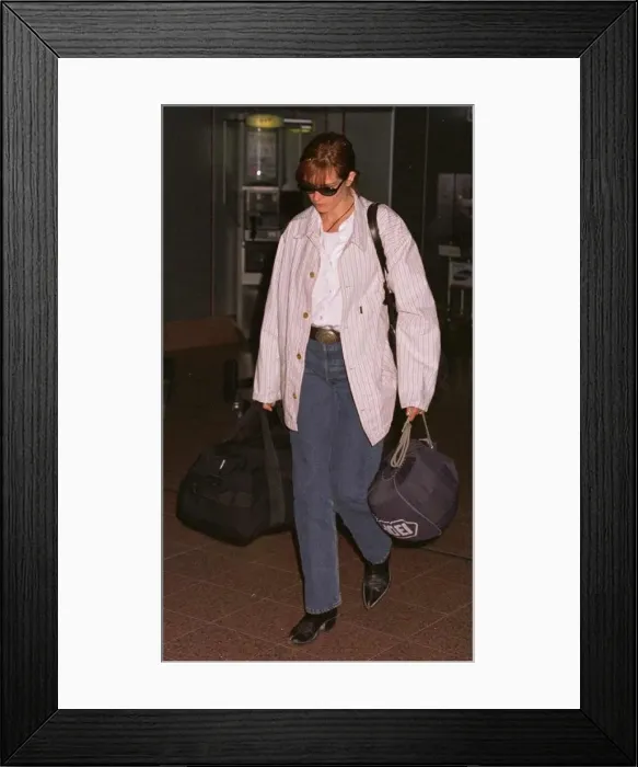 Framed Print : Julia Roberts actress at Heathrow Airport Framed Print : Julia Roberts actress at Heathrow Airport