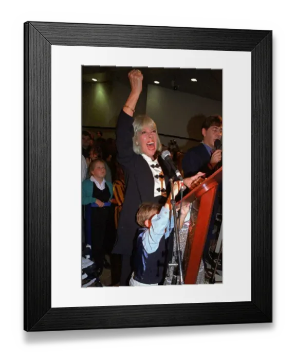 Framed Print : Julie Goodyear actress who formerly starred as Bet Gilroy in TV programme Coronation