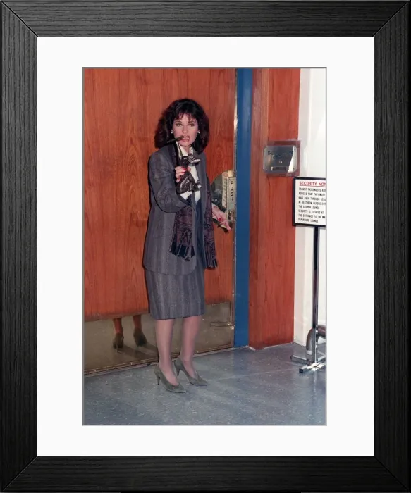 Framed Print : Stephanie Beacham Actress with an award 1990 A©Mirrorpix Framed Print : Stephanie Beacham Actress with an award 1990 A©Mirrorpix