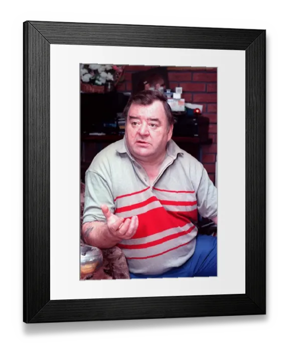 Framed Print : Paul Shane Actor Comedian 1990 A©Mirrorpix Framed Print : Paul Shane Actor Comedian 1990 A©Mirrorpix