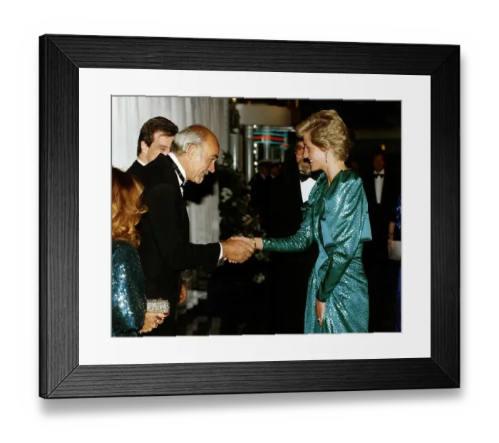 Framed Print : Princess Diana meets Sean Connery at the Royal Gala Premiere for The Hunt for Red October