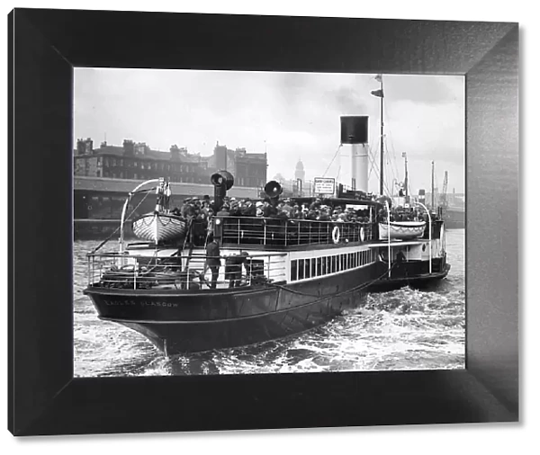 Clyde paddle steamer Eagle III sailing down the River Clyde. Circa 1930