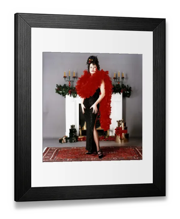 Framed Print : Amanda Mealing Actress In Daily Mirror fashion shoot Framed Print : Amanda Mealing Actress In Daily Mirror fashion shoot