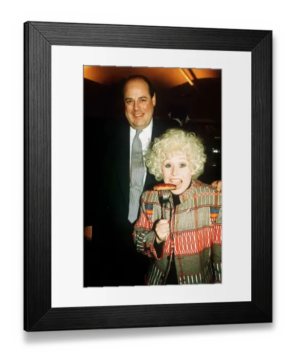 Framed Print : Barbara Windsor Actress with Food Minister Nicholas Soames at the Launch of the Sausage