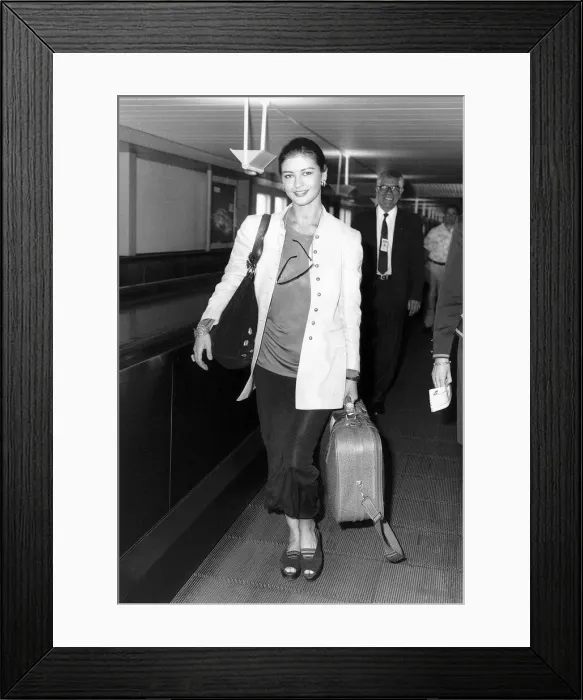 Framed Print : Catherine Zeta Jones Actress leaves Heathrow for Los Angeles Framed Print : Catherine Zeta Jones Actress leaves Heathrow for Los Angeles