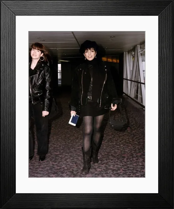 Framed Print : Liza Minnelli Actress Singer Arrives At London Heathrow Airport