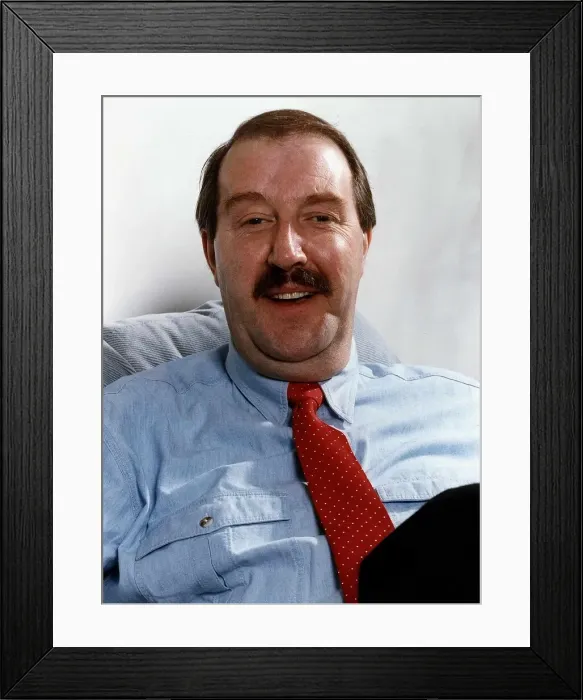 Framed Print : Gorden Kaye Actor'Allo Allo'at home Framed Print : Gorden Kaye Actor'Allo Allo'at home