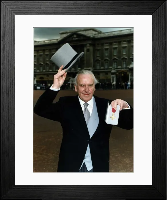 Framed Print : George Cole Actor receives OBE at Buckingham Palace Framed Print : George Cole Actor receives OBE at Buckingham Palace