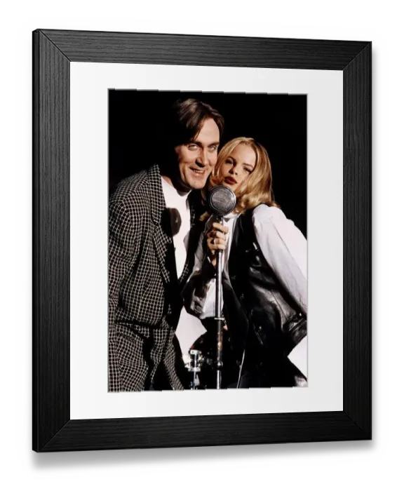 Framed Print : Joe McGann actor and MTV presenter Rebecca Deruvo sing old Bill Withers classic Aint No