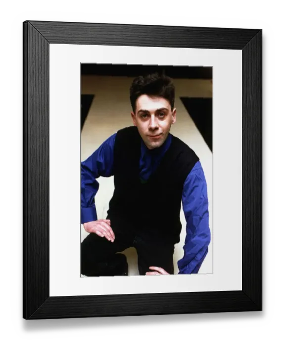 Framed Print : Sean Hughes TV Comedian in Black V neck cardigan and blue shirt and tie A©Mirrorpix