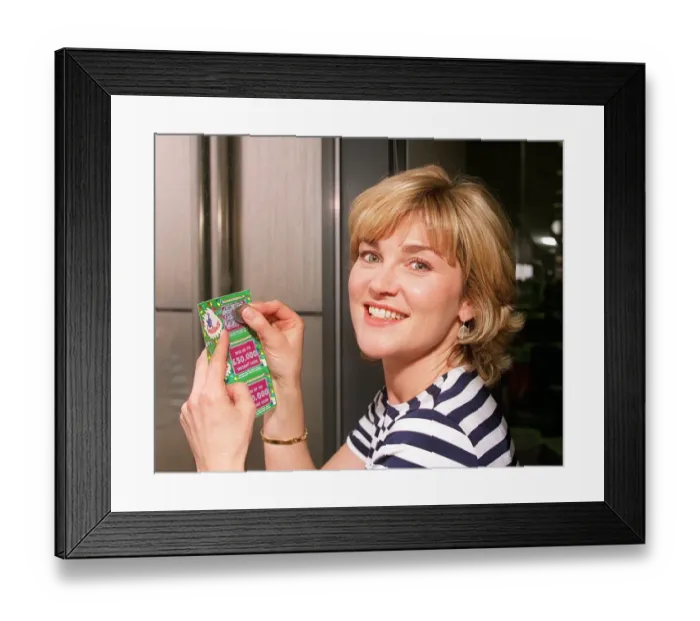 Framed Print : Anthea Turner TV Presenter Daily Mirror National Lottery Scratchcards Competition Framed Print : Anthea Turner TV Presenter Daily Mirror National Lottery Scratchcards Competition