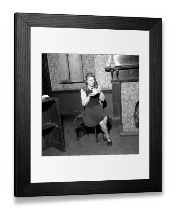 Framed Print : TV Progs The Appleyard Family Pat Wilson as Margaret Appleyard in Britains new TV Framed Print : TV Progs The Appleyard Family Pat Wilson as Margaret Appleyard in Britains new TV
