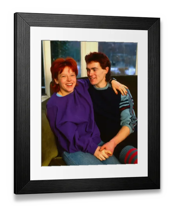 Framed Print : Zoe Brown TV presenter January 1985 with her boyfriend Julian Taylor