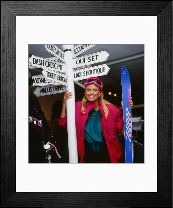 Framed Print : TV presenter Anneka Rice October 1988 on visit to Glasgow to promote ski wear