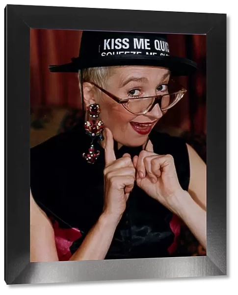Sue Pollard actress comedian wearing kiss me quick hat A©mirrorpix