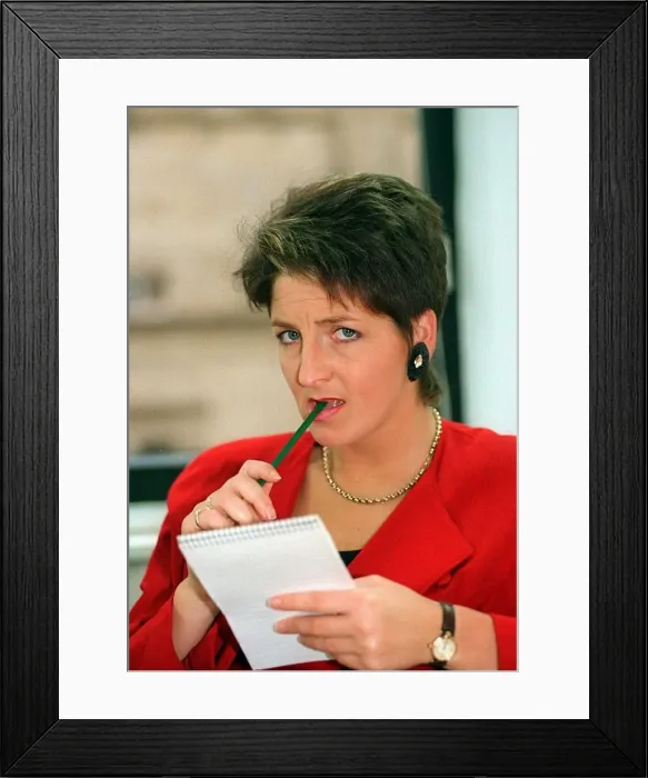 Framed Print : Kaye adams tv reporter who introduces scottish women