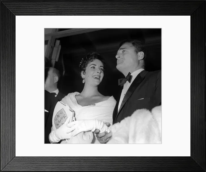Framed Print : Elizabeth Taylor May 1957 and Mike Todd (R