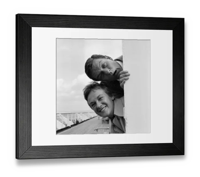 Framed Print : Dick Van Dyke American actor / Comedian arrived on the liner Bremen Framed Print : Dick Van Dyke American actor / Comedian arrived on the liner Bremen