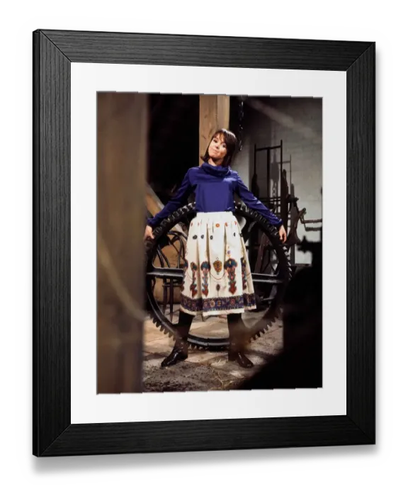 Framed Print : Actress Wendy Padbury who played the companion Zoe Herriot in Doctor Who 1971