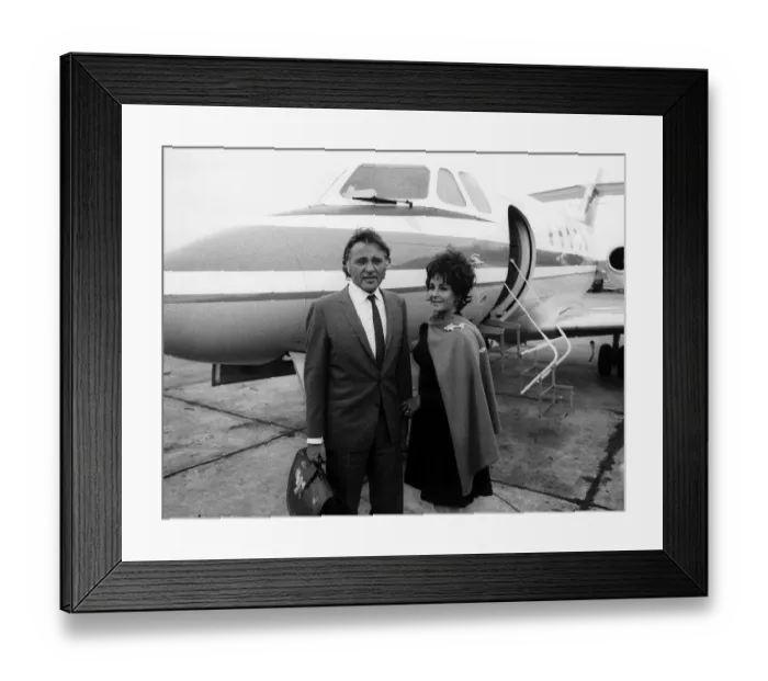 Framed Print : Richard Burton actor and wife Elizabeth Taylor landed at RAF Adingdon Berks from Sardinia Framed Print : Richard Burton actor and wife Elizabeth Taylor landed at RAF Adingdon Berks from Sardinia