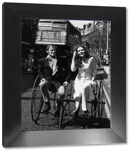 Actress Diana Rigg and Kieth Michell in Charing Cross Road in London 1970
