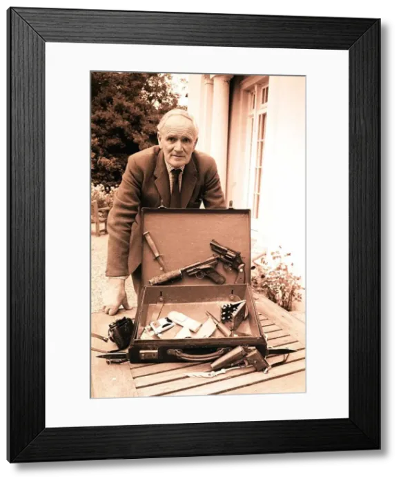 Framed Print : Desmond Llewelyn actor in June 1981, who appears as Q in the James Bond films Framed Print : Desmond Llewelyn actor in June 1981, who appears as Q in the James Bond films