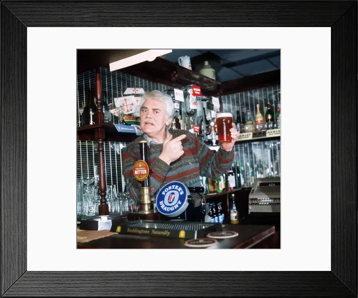 Framed Print : Anthony Booth January 1986 plays the Landlord of the Waterman Framed Print : Anthony Booth January 1986 plays the Landlord of the Waterman