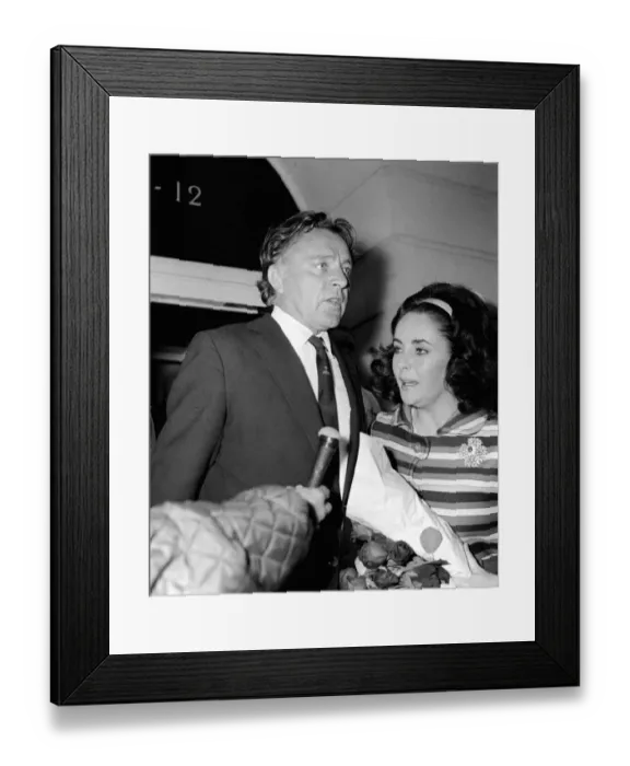 Framed Print : Elizabeth Taylor August 1968 Leaves Fitzroy Nursing Home with husband Richard