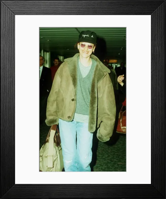 Framed Print : Sandra Bernhard actress singer 1992 Framed Print : Sandra Bernhard actress singer 1992