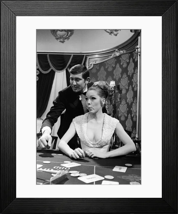 Framed Print : George Lazenby as James Bond 007 in the film On Her Majestys Secret Service at the Black Framed Print : George Lazenby as James Bond 007 in the film On Her Majestys Secret Service at the Black