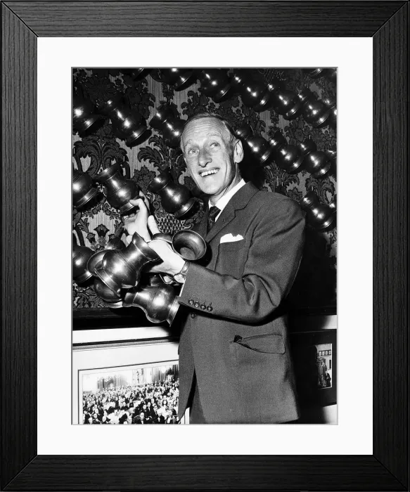 Framed Print : Wilfrid Brambell British Comedy actor stars in Steptoe and son Framed Print : Wilfrid Brambell British Comedy actor stars in Steptoe and son
