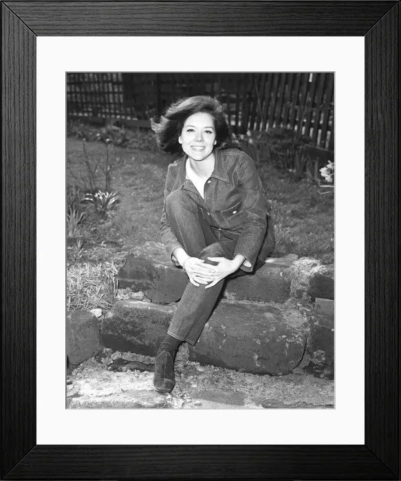 Framed Print : Actress Diana Rigg star of The Avengers 1965 Framed Print : Actress Diana Rigg star of The Avengers 1965