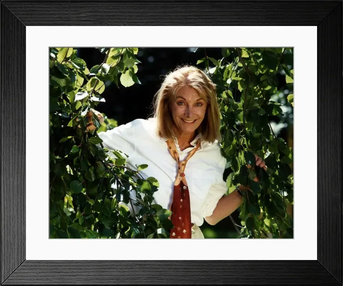 Framed Print : Jean Marsh Actress, September 1989 Framed Print : Jean Marsh Actress, September 1989