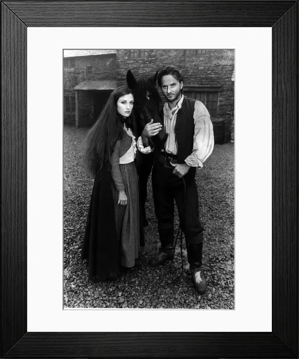 Framed Print : Trevor Eve actor with Jane Seymour on the set of Jamaica Inn. November 1982