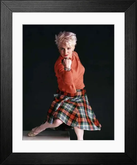 : Margi Clarke actress TV presenter holding fist up : Margi Clarke actress TV presenter holding fist up
