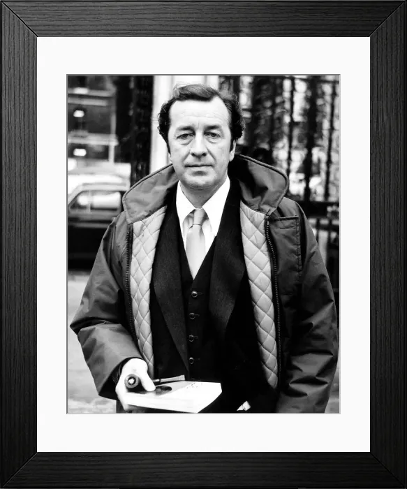 Framed Print : Film producer Robert Bolt at high court hearing January 1974 after actor Framed Print : Film producer Robert Bolt at high court hearing January 1974 after actor