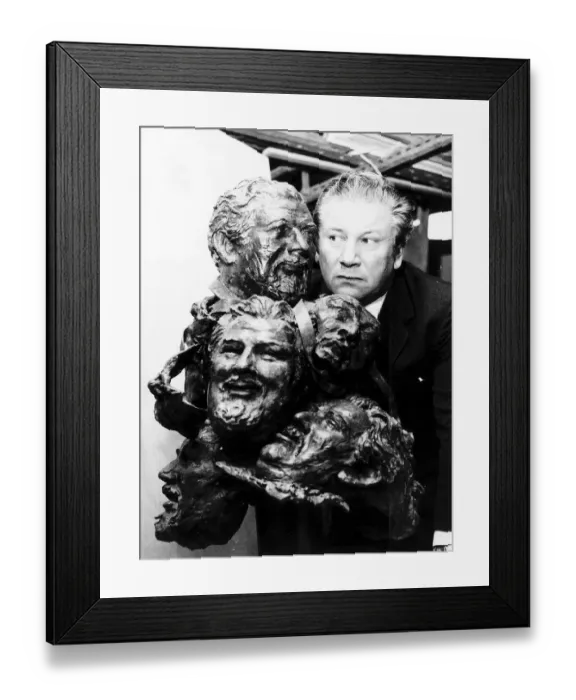Framed Print : Peter Ustinov Film Actor with some bronze sculptures of his face Framed Print : Peter Ustinov Film Actor with some bronze sculptures of his face