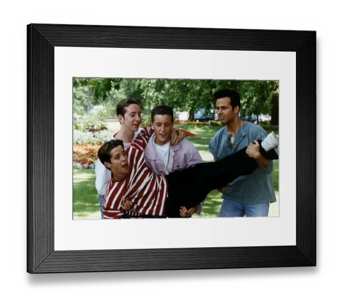 Framed Print : Sean Maguire Actor and his back up left to right Darren Maguire Mark MacLaren Sean Framed Print : Sean Maguire Actor and his back up left to right Darren Maguire Mark MacLaren Sean