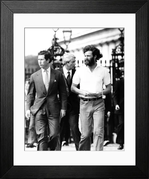 Framed Print : Sir Ranulph Fiennes Explorer and Charles Burton meet Prince Charles on their arrival Framed Print : Sir Ranulph Fiennes Explorer and Charles Burton meet Prince Charles on their arrival