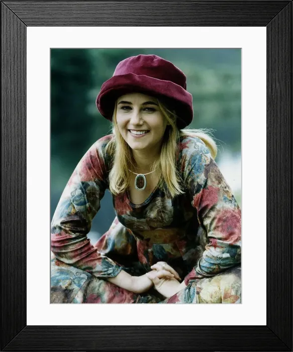 Framed Print : Susan McArdle, actress who is to star in the BBC series Once upon a Time in the North Framed Print : Susan McArdle, actress who is to star in the BBC series Once upon a Time in the North