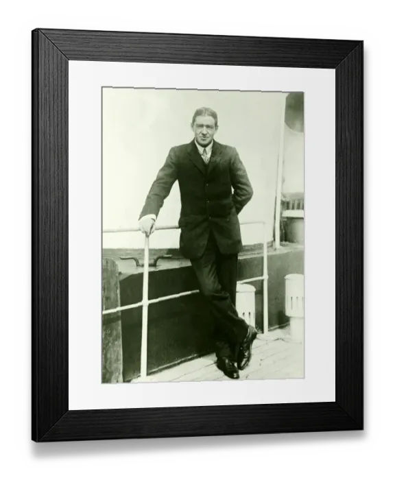 Framed Print : Sir Ernest Shackleton explorer circa 1909 Framed Print : Sir Ernest Shackleton explorer circa 1909
